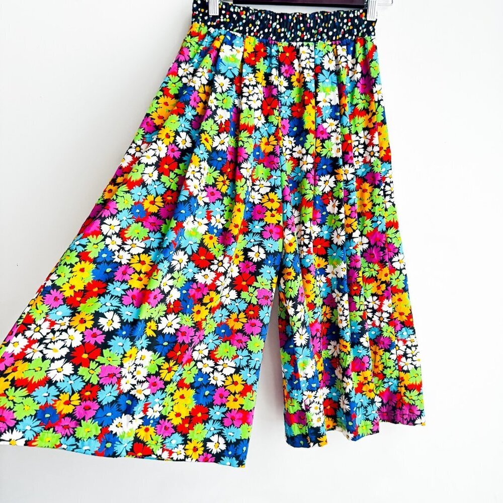 Studio 199 Petites Colourful Floral Lightweight Bermuda Shorts S
